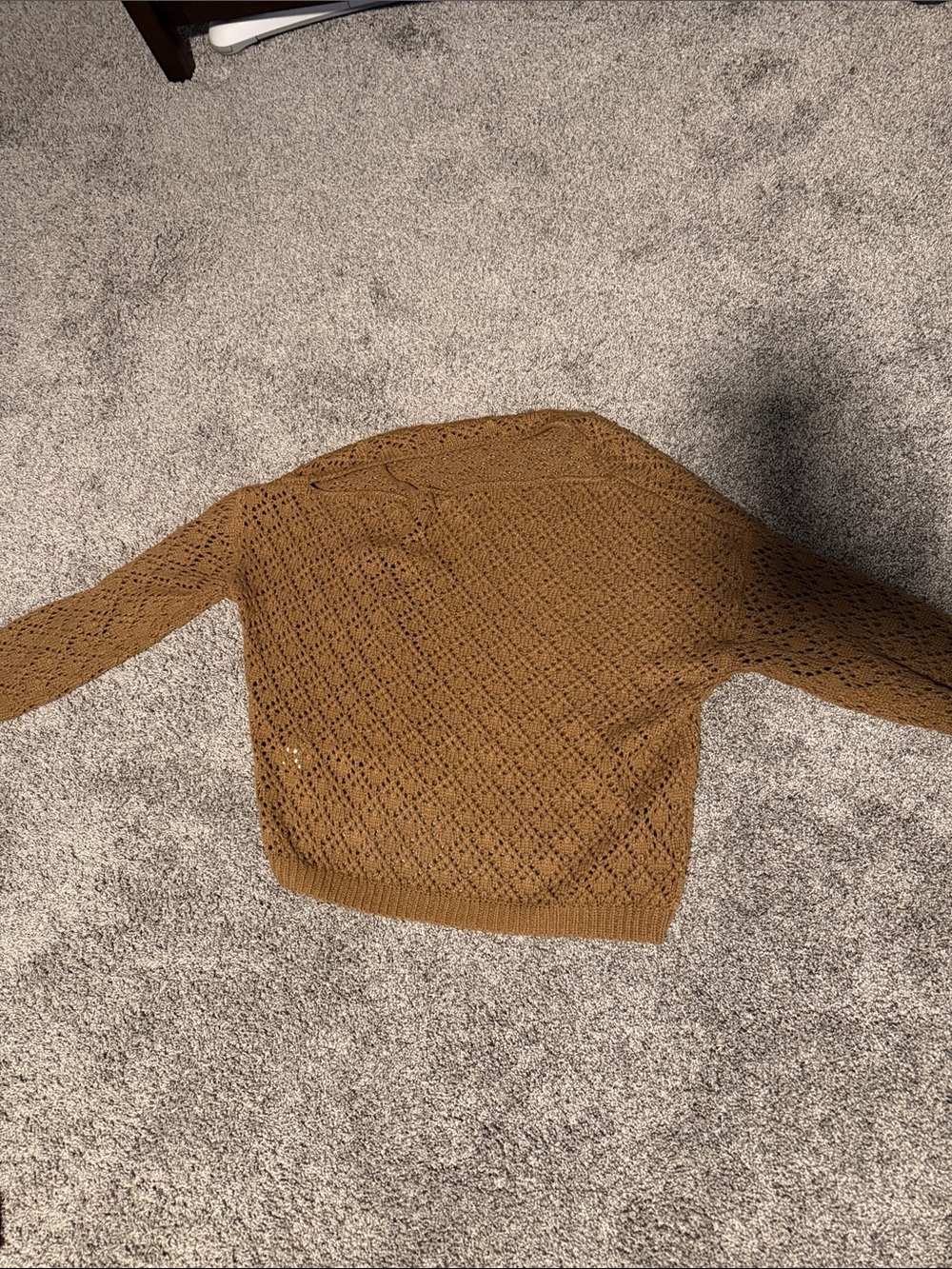 Cupshe Men's Brown Open-Weave Crewneck Sweater